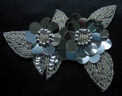 FW72-5 Twin Layer Flower Sequin Bead Applique Motif Silver