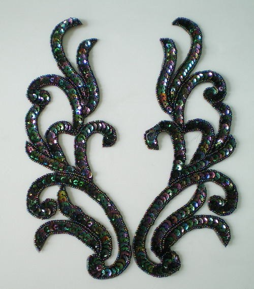 LR120-8 Mirror Pair Sequin Bead Applique Motif Black Iris - Click Image to Close