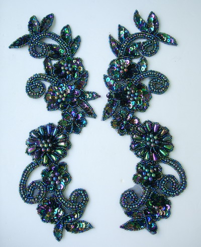 LR20-9 Floral Mirror Sequin Bead Applique Black iris