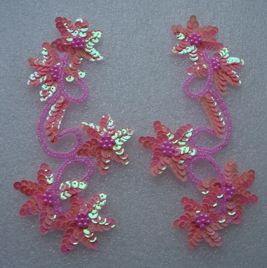 LR28 Pair Star Floral Sequin Bead Applique Pink - Click Image to Close