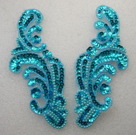 LR41 Wave Pattern LR Sequin Bead Applique Aqua