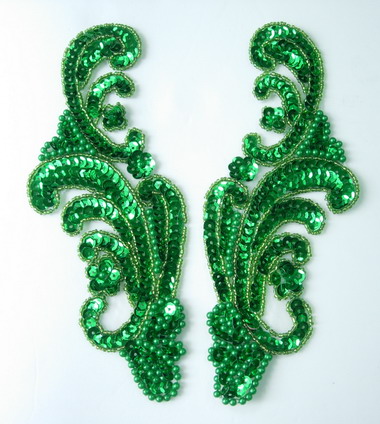 LR42-2 Wave Pattern LR Sequin Bead Applique Green