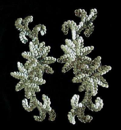 LR76 LR Pair Sequin Bead Applique Silver