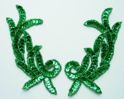 LR05 Left & Right Sequin Bead Applique Green