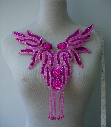 NK71-9 Fuchsia Flame Fringed Necklace Sequin Bead Applique Motif