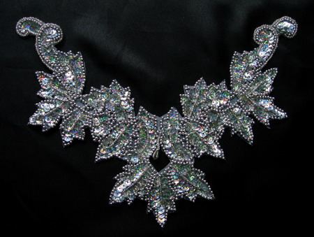 NK17-6 Necklace Sequin Bead Applique Hologram Silver