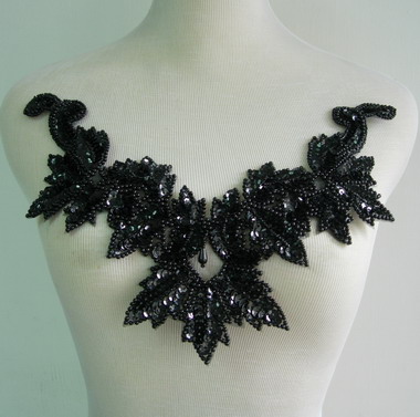 NK17-7 Floral Necklace Sequin Bead Applique Black - Click Image to Close