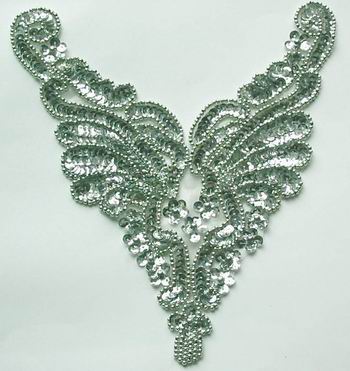 NK23 Silver Sequin Beaded Applique Neckline V-Neck Motif