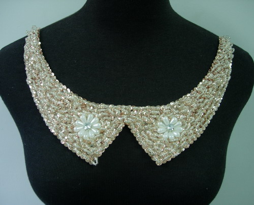 NK260 Embellished Peter Pan Collar Necklace Sequin Beaded Motif - Click Image to Close