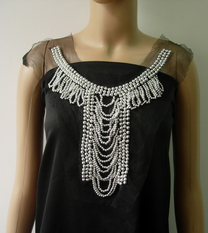 NK316 Chic Fringed Collar Front-Neck Beaded Tulle Applique Silve