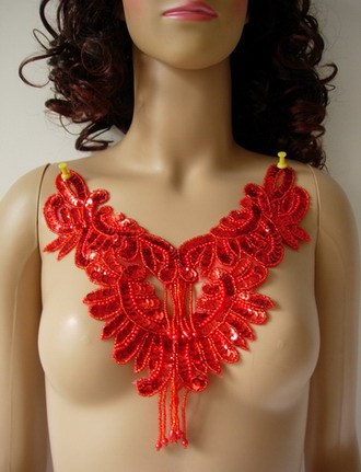 NK33-4 Sequin Bead Applique Necklace w/Fringe Red