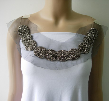 NK349 Chic Style Neckline Collar Bugle Beaded Tulle Applique