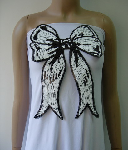 SY162 Black & White Bow Bows Sequined Applique Motif Iron On