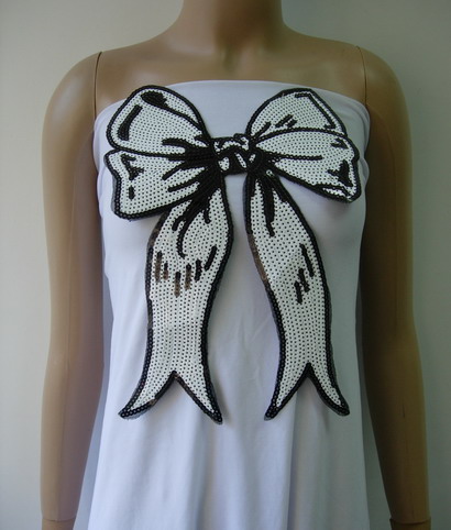 SY162 Black & White Bow Bows Sequined Applique Motif Iron On SY162 Black & White Bow Bows Sequined Applique Motif Iron On