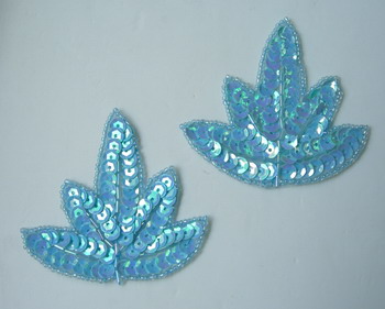 TF25 Tree Leaves Leaf Sequin Beaded Applique Motif Blue Iris x2