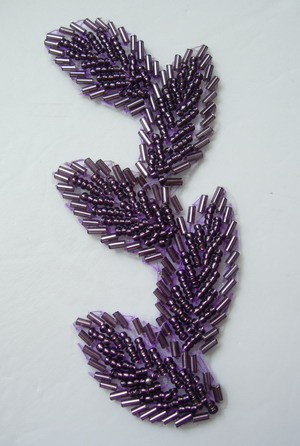 TF27-2 Leaves Leaf Bugle Beaded Applique Motif Pale Purple