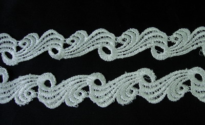 OT23 1 3/8" Wave Venise Venice Lace Border Trim Cream 1yd OT23 1 3/8" Wave Venise Venice Lace Border Trim Cream 1yd