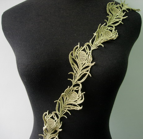 TL120 2" L.Gold Floral Leaves Lace Metallic Trim Lace Edge 1yd