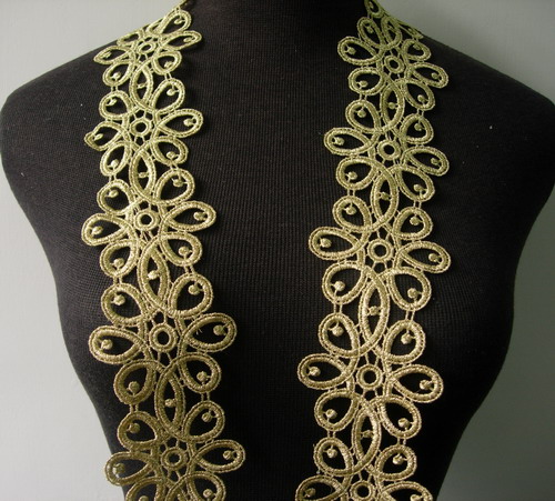 TL122 2.5" Celtic Floral Metallic Trim Lace Edge Gold 1yd - Click Image to Close