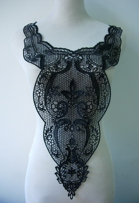 VY70 Victorian Fleur De Lis Bodice Lace Venice Applique Black - Click Image to Close