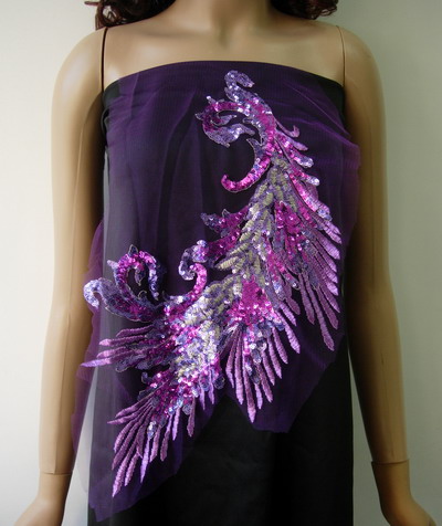 VB56 Lavender Peacock Tail Floral Sequin Trimming Applique Motif - Click Image to Close