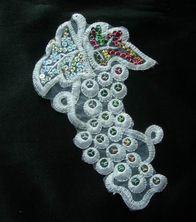 VF19 2pcs Grape Venice Venise Applique Hologram Sequined VF19 2pcs Grape Venice Venise Applique Hologram Sequined