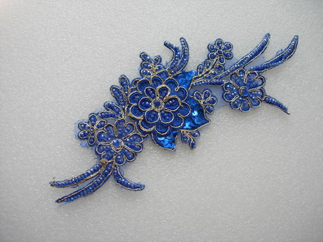 VF261 Tier Floral Leaves Rhinestones Trimming Applique Blue