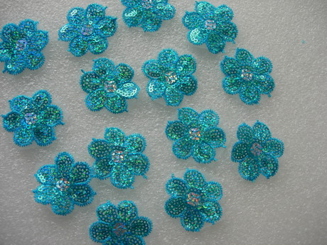 VF269 Petals Flowers Embroidered Sequined Applique Aqua Blue x20 VF269 Petals Flowers Embroidered Sequined Applique Aqua Blue x20