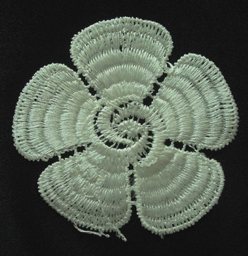VT16 Petal Flower Venise Venice Applique Tee Shirt Doll 5pcs VT16 Petal Flower Venise Venice Applique Tee Shirt Doll 5pcs