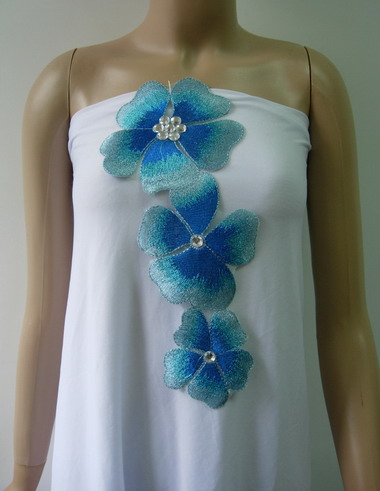 VT282 Aqua Tone Petal Flower Gemstones Trim Lace Applique