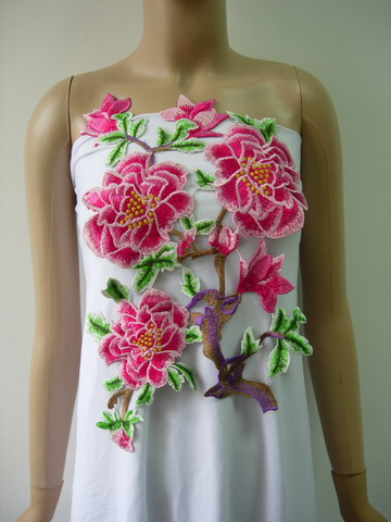 VT357 Fuchsia-tone Floral Branches Venise Applique Sew On Dress