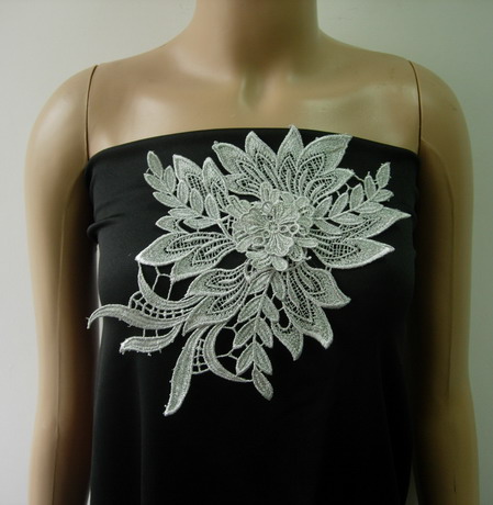 VT429 Tier Floral Leaf Silver Metallic Trims Lace Applique