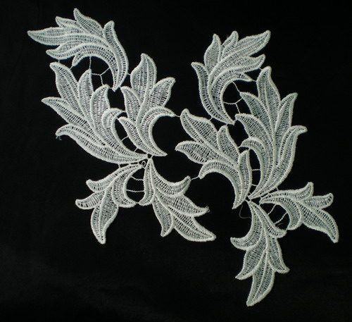 VT44 White Mirror Pair Leaves Leaf Venise Venice Applique