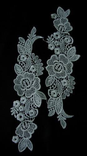 VT64 Mirror Pair Floral Flowers Leaves Venice Venise Applique