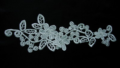 VT65 Long Floral Flowers Venice Venise Applique Motif 2pcs