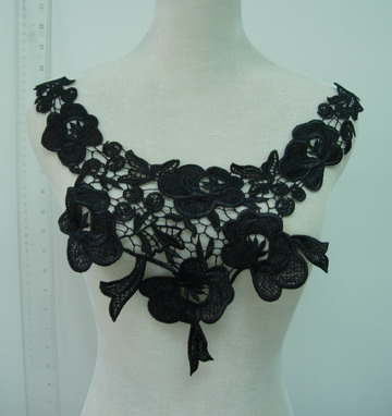 VK63-2 Rose Floral Collar Necklace Venice Venise Applique Black VK63-2 Rose Floral Collar Necklace Venice Venise Applique Black