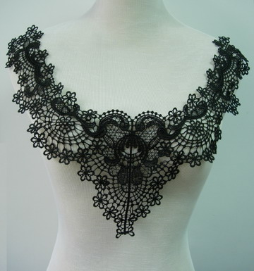 VK123 Lace Venice Venise Collar Neck Applique Motif Black