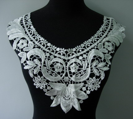 VK139 Floral Retro Lace Venise Applique Collar Yoke Cream