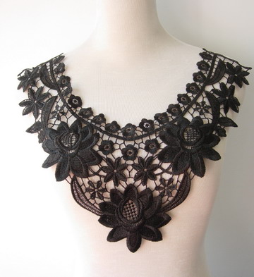 VK152 Cute Flower Floral Collar Neck Lace Venise Applique Black