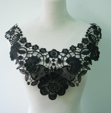 VK159-2 Floral Lace Venice Venise Applique Collar Yoke Black