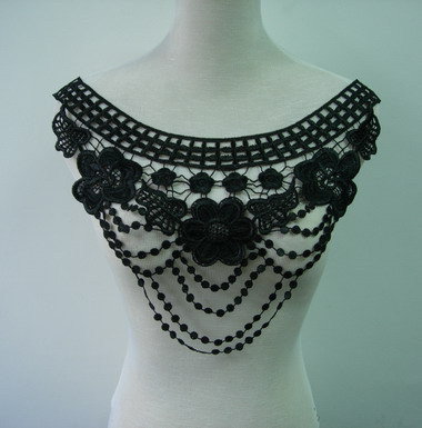 VK177 Lace Chains Floral Collar Front Neck Venice Applique Black