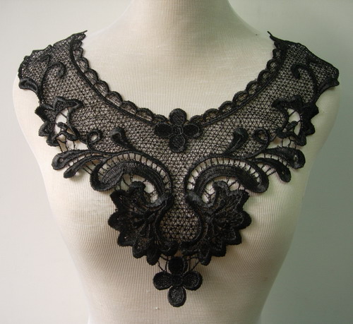 VK275-2 Vintage Floral Collar Yoke Lace Venise Venice Motif Blk