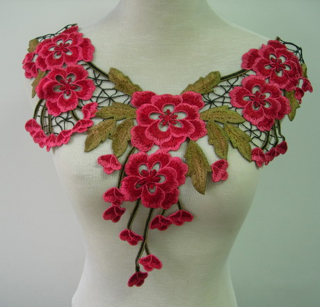 VK303 Red Tone Floral Collar Neck Lace Venise Applique