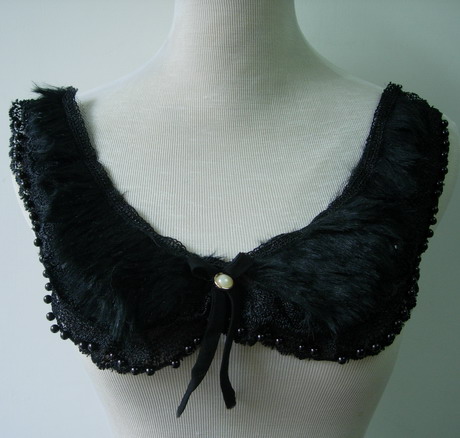 VK318 Faux Fur Lace Pearl Collar Neck Applique Black