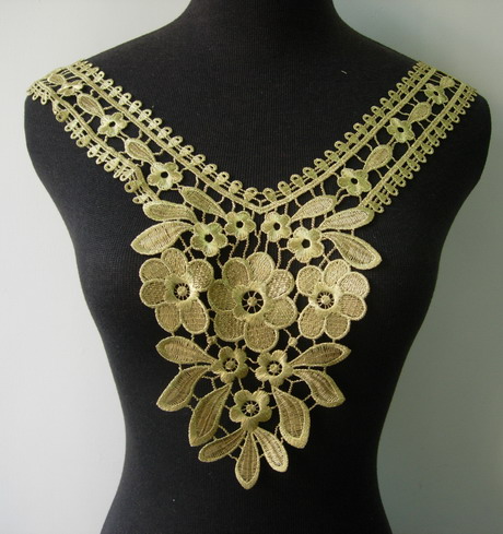 VK374 Metallic Gold Trim Lace Venise Applique Collar Y-Neck