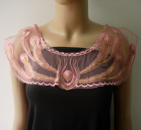 VK471 Peacock Tail Collar Metallic Trim Mesh Applique Pink Gold