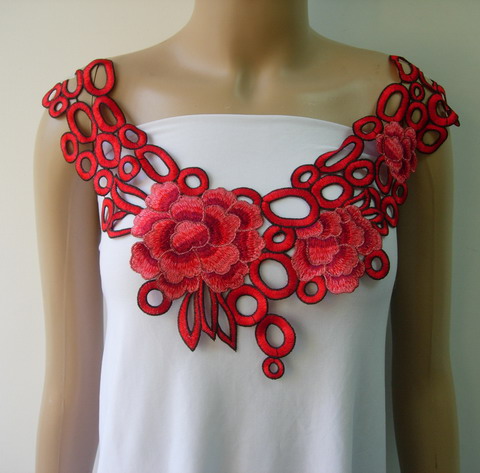 VK480 Red-Tone Rose Floral Lace Trim Venise Applique Collar/Neck