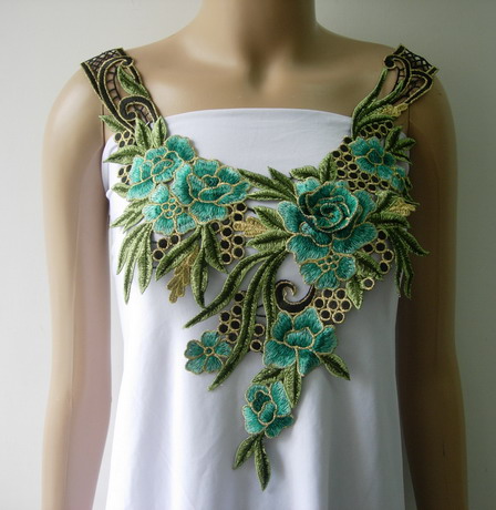 VK526 Green & Gold Trims 3D Roses Neckline Lace Applique VK526 Green & Gold Trims 3D Roses Neckline Lace Applique