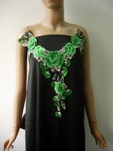 VK541 Tier Floral Collar Front Neck Lace Venise Applique Green